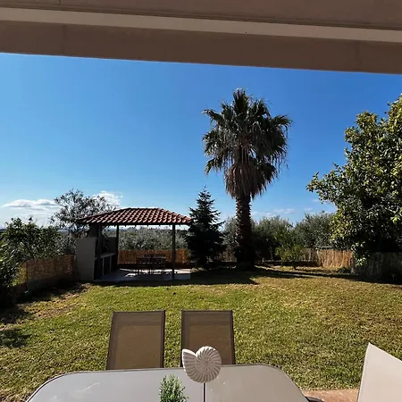 Jordan's Garden Maisonette * Nea Moudania
