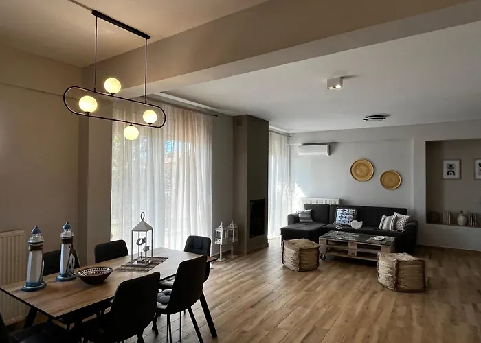 Jordan's Garden Maisonette